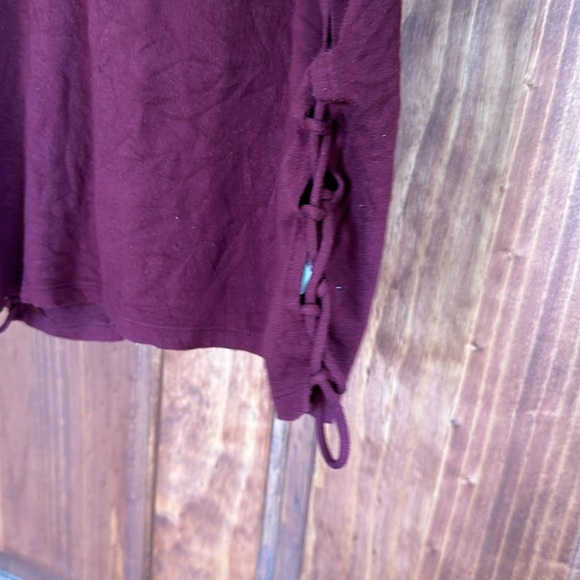 Tank top - Picture 2 of 3